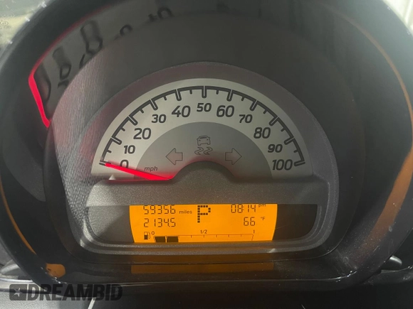 2012 Smart fortwo Pure z VIN WMEEJ3BA5CK540092, wystawiony jako Copart lot #51878135 z przebiegiem 59 356 mil mil oraz Szkody całkowita. Historia ofert i sprzedaży dostępna na DreamBid. Obrazek 8.
