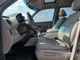 2012 Honda Pilot EX-L with VIN 5FNYF3H68CB034298, listed as a Copart auction lot 53504215 with 160,352 mi miles and Salvage title. Bid and sale history available at DreamBid. Image 7.