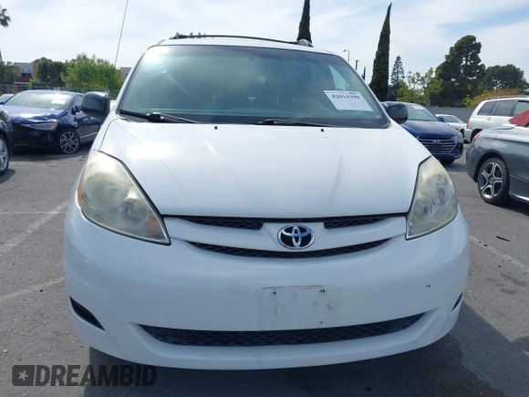 2008 Toyota Sienna CE with VIN 5TDZK23C38S145819, listed as a IAAI auction lot 42034399 with 141,830 mi miles. Bid and sale history available at carsss.com. Image 12.