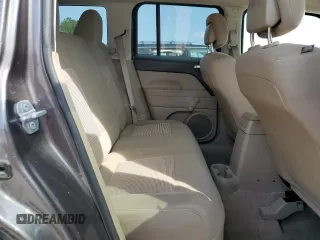 2015 Jeep Patriot Sport z VIN 1C4NJPBB8FD178671, wystawiony jako Copart lot #51251745 z przebiegiem Nie podano mil oraz Szkoda całkowita • Salvage title. Historia ofert i sprzedaży dostępna na DreamBid. Obrazek 11.