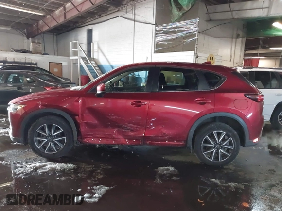 2018 Mazda CX-5 Touring with VIN JM3KFBCM7J0430425, listed as a IAAI auction lot 41524553 with 102,715 mi miles. Bid and sale history available at carsss.com. Image 13.