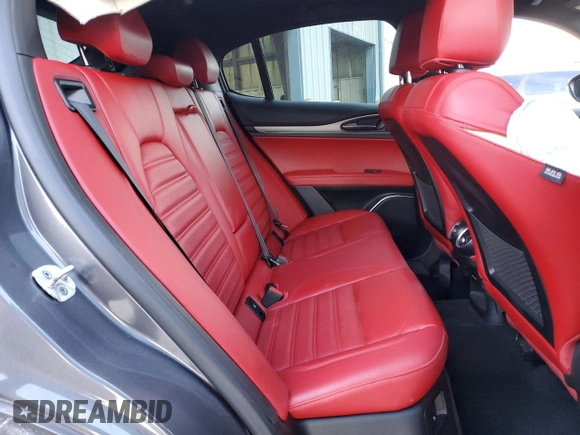 2021 Alfa Romeo Stelvio Ti z VIN ZASPAKBN0M7D11271, wystawiony jako Copart lot #42607935 z przebiegiem 47 796 mil mil oraz Szkoda całkowita • Salvage title. Historia ofert i sprzedaży dostępna na DreamBid. Obrazek 11.