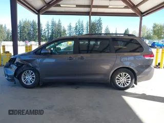 2011 Toyota Sienna XLE AAS with VIN 5TDYK3DC7BS047822, listed as a IAAI auction lot 42073635 with 150,424 mi miles. Bid and sale history available at carsss.com. Image 15.
