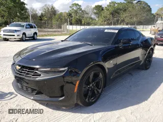 2022 Chevrolet Camaro 1LT with VIN 1G1FB1RX7N0113907, listed as a Copart auction lot 39342583 with 12,188 mi miles. Bid and sale history available at carsss.com. Image 1.