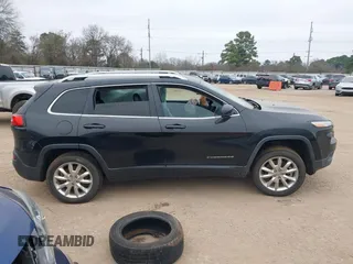 2014 Jeep Cherokee Limited with VIN 1C4PJLDSXEW279356, listed as a IAAI auction lot 41533158 with 115,117 mi miles. Bid and sale history available at carsss.com. Image 14.