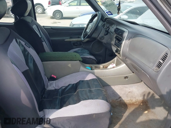 2002 Ford Explorer Sport Value с VIN 1FMYU60E22UB20590, выставлен на аукционе IAAI как лот 41534306 с пробегом 248 999 миль миль и . История ставок и продаж доступна на DreamBid. Изображение 5.
