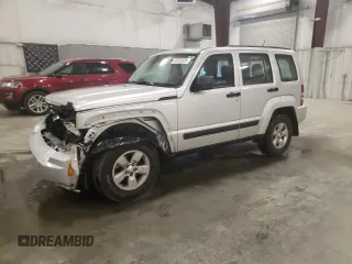 2012 Jeep Liberty Sport z VIN 1C4PJMAK0CW160741, wystawiony jako Copart lot #55936535 z przebiegiem 123 576 mil mil oraz Szkody całkowita. Historia ofert i sprzedaży dostępna na DreamBid. Obrazek 1.