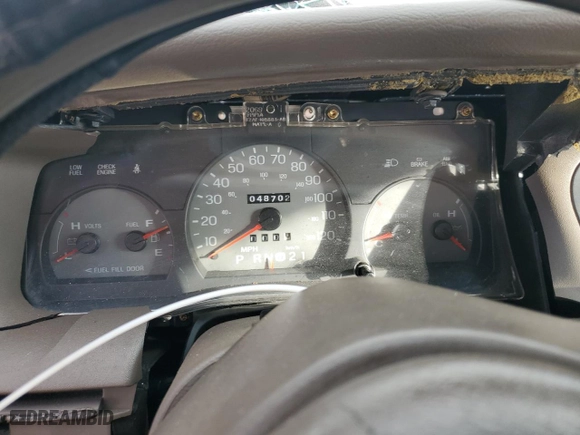 1999 Mercury Grand Marquis GS with VIN 2MEFM74W6XX628032, listed as a Copart auction lot 46062975 with 48,702 mi miles and Salvage Title. Bid and sale history available at carsss.com. Image 9.