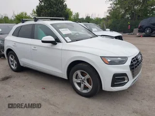 2021 Audi Q5 Premium with VIN WA1AAAFY3M2033440, listed as a IAAI auction lot 42403060 with 40,663 mi miles and . Bid and sale history available at DreamBid. Image 1.