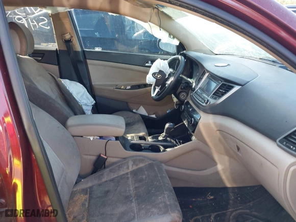 2016 Hyundai Tucson SE with VIN KM8J3CA44GU036318, listed as a IAAI auction lot 41920096 with 189,100 mi miles. Bid and sale history available at carsss.com. Image 5.