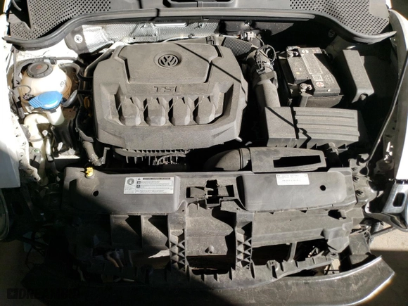 2018 Volkswagen Beetle S with VIN 3VWFD7AT7JM708032, listed as a Copart auction lot 44804844 with 30,755 mi miles. Bid and sale history available at carsss.com. Image 11.