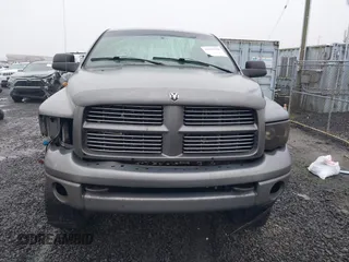 2005 Dodge 2500 SLT with VIN 3D7KS28CX5G760491, listed as a IAAI auction lot 41331558 with 265,186 mi miles. Bid and sale history available at carsss.com. Image 13.