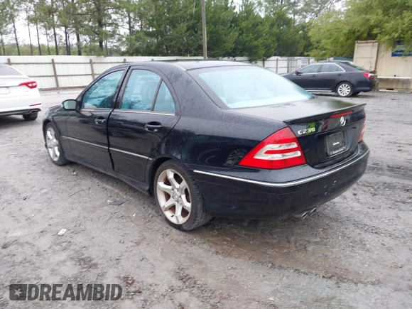 2007 Mercedes-Benz C 230 Sport z VIN WDBRF52H07A921305, wystawiony jako IAAI lot #41957653 z przebiegiem 114 523 mil mil oraz . Historia ofert i sprzedaży dostępna na DreamBid. Obrazek 3.