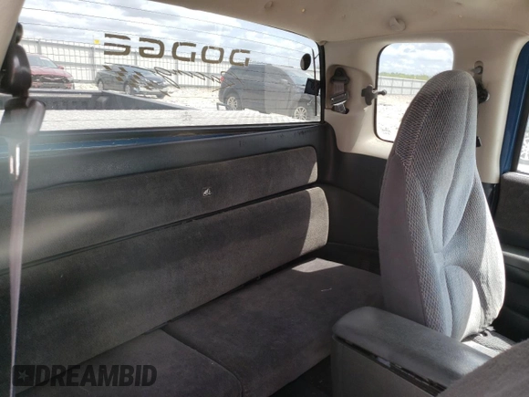 2003 Dodge Dakota с VIN 1D7GL72Z63S140501, выставлен на аукционе Copart как лот 52825824 с пробегом 188 913 миль миль и Списание • Salvage title. История ставок и продаж доступна на DreamBid. Изображение 10.