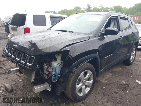 2021 Jeep Compass Latitude z VIN 3C4NJDBBXMT575577, wystawiony jako IAAI lot #42363945 z przebiegiem 32 341 mil mil oraz . Historia ofert i sprzedaży dostępna na DreamBid. Obrazek 2.