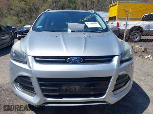 2016 Ford Escape Titanium with VIN 1FMCU9JXXGUA51537, listed as a IAAI auction lot 42118922 with 109,439 mi miles. Bid and sale history available at carsss.com. Image 6.
