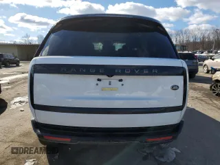 2023 Land Rover Range Rover SE z VIN SALKP9E72PA031813, wystawiony jako Copart lot #45151005 z przebiegiem Nie podano mil oraz Szkoda całkowita • Salvage title. Historia ofert i sprzedaży dostępna na DreamBid. Obrazek 6.