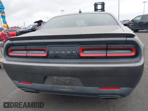 2015 Dodge Challenger R/T with VIN 2C3CDZAT5FH710566, listed as a IAAI auction lot 42042697 with 97,206 mi miles and . Bid and sale history available at DreamBid. Image 17.