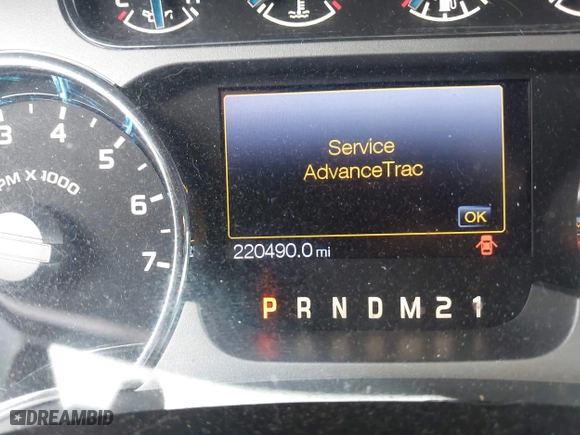 2013 Ford F-150 XL with VIN 1FTFW1CT3DFA50835, listed as a IAAI auction lot 41920298 with 220,490 mi miles. Bid and sale history available at carsss.com. Image 15.