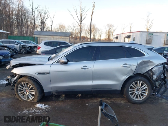 2017 Jaguar F-Pace 35t Prestige with VIN SADCK2BV5HA886774, listed as a IAAI auction lot 41331006 with 78,720 mi miles and . Bid and sale history available at DreamBid. Image 14.