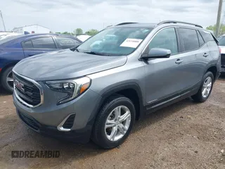 2021 GMC Terrain SLE z VIN 3GKALTEV2ML349661, wystawiony jako IAAI lot #42134008 z przebiegiem 50 288 mil mil oraz . Historia ofert i sprzedaży dostępna na DreamBid. Obrazek 2.