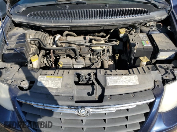 2006 Chrysler Town & Country LWB Touring with VIN 2A4GP54L06R809471, listed as a Copart auction lot 73347274 with 164,034 mi miles and Salvage Title. Bid and sale history available at carsss.com. Image 12.