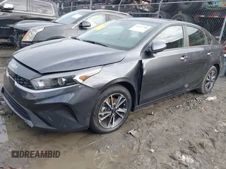 2024 Kia Forte LXS with VIN 3KPF24AD7RE757415, listed as a IAAI auction lot 41471284 with 5,923 mi miles. Bid and sale history available at carsss.com. Image 17.