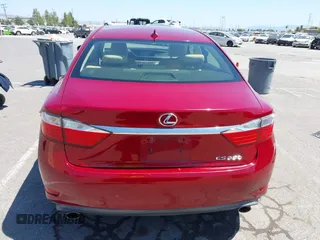 2013 Lexus ES 250 z VIN JTHBK1GG5D2001438, wystawiony jako IAAI lot #42390794 z przebiegiem 191 351 mil mil oraz . Historia ofert i sprzedaży dostępna na DreamBid. Obrazek 16.