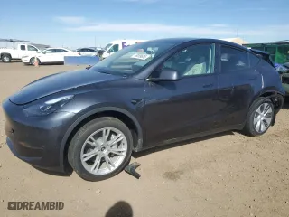 2024 Tesla Model Y Long Range with VIN 7SAYGDEE6RA256328, listed as a Copart auction lot 48009635 with 7,026 mi miles and Salvage Title. Bid and sale history available at carsss.com. Image 1.