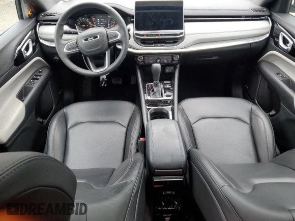 2024 Jeep Compass Limited с VIN 3C4NJDCN4RT578913, выставлен на аукционе Copart как лот 55625155 с пробегом 18 880 миль миль и Списание • Salvage title. История ставок и продаж доступна на DreamBid. Изображение 8.