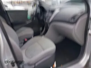 2016 Hyundai Accent SE z VIN KMHCT4AE6GU048168, wystawiony jako IAAI lot #42033430 z przebiegiem 84 189 mil mil oraz . Historia ofert i sprzedaży dostępna na DreamBid. Obrazek 5.