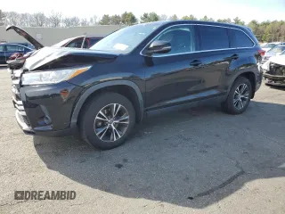 2019 Toyota Highlander LE with VIN 5TDBZRFH5KS739042, listed as a Copart auction lot 53775845 with 73,727 mi miles and Salvage title. Bid and sale history available at DreamBid. Image 1.