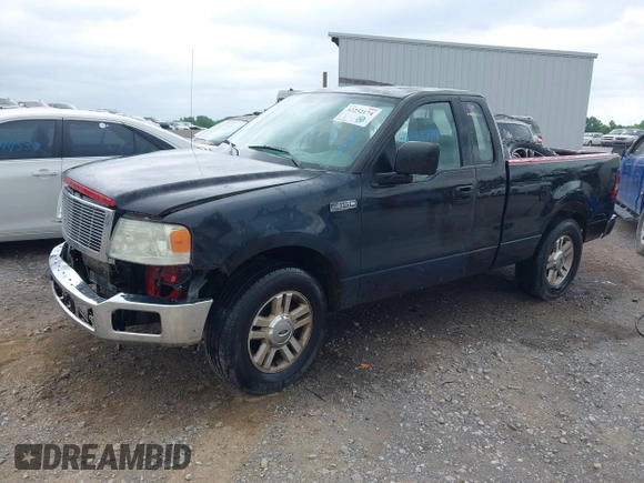 2004 Ford F-150 XL z VIN 1FTRF12W74KD85418, wystawiony jako IAAI lot #42252174 z przebiegiem 291 196 mil mil oraz . Historia ofert i sprzedaży dostępna na DreamBid. Obrazek 2.
