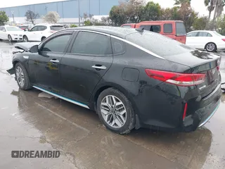 2020 Kia Optima Hybrid EX with VIN KNAGU4LE2L5039095, listed as a IAAI auction lot 41746011 with 82,014 mi miles. Bid and sale history available at carsss.com. Image 3.