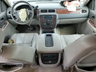 2007 GMC Yukon XL SLT with VIN 1GKFC16077J405098, listed as a Copart auction lot 44161435 with 209,519 mi miles and Salvage Title. Bid and sale history available at carsss.com. Image 8.