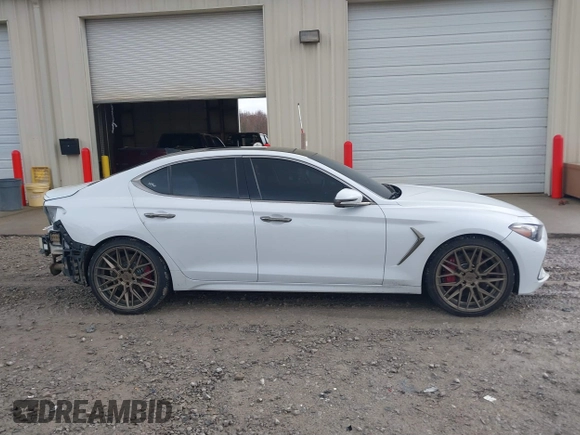 2019 Genesis G70 Dynamic with VIN KMTG34LE9KU027098, listed as a IAAI auction lot 41058372 with 71,732 mi miles and . Bid and sale history available at DreamBid. Image 14.