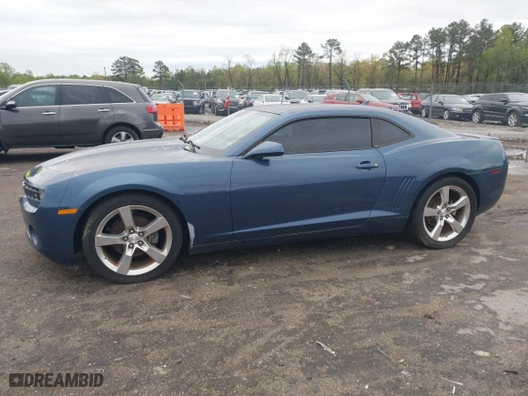 2012 Chevrolet Camaro 2LT with VIN 2G1FC1E32C9135509, listed as a IAAI auction lot 41992896 with 129,746 mi miles. Bid and sale history available at carsss.com. Image 14.