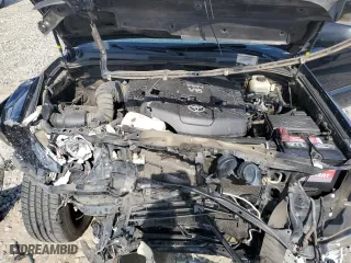 2007 Toyota 4Runner SR5 with VIN JTEBU14R070128515, listed as a Copart auction lot 44104995 with 299,102 mi miles and Salvage Title. Bid and sale history available at carsss.com. Image 13.