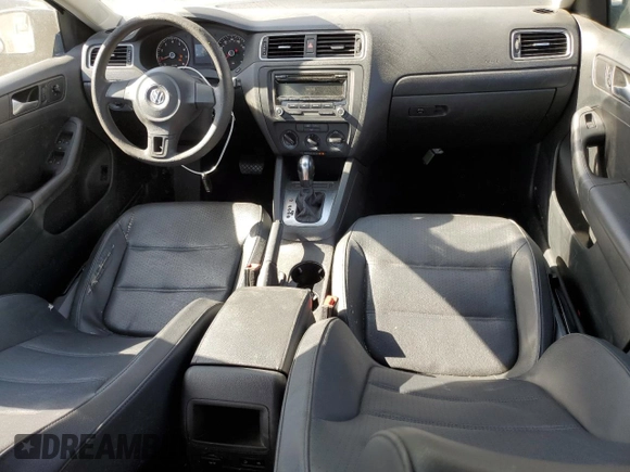2014 Volkswagen Jetta SE with VIN 3VWD07AJ3EM438417, listed as a Copart auction lot 66203215 with 160,121 mi miles and Clean title. Bid and sale history available at DreamBid. Image 8.