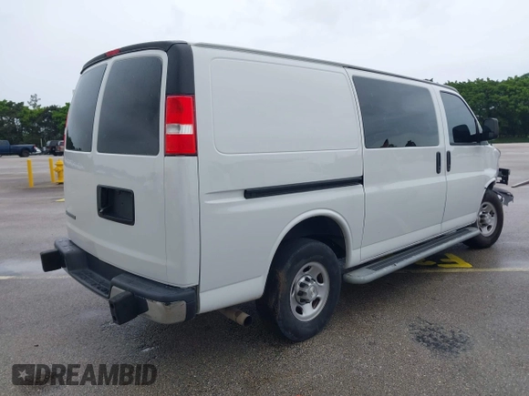 2021 Chevrolet Express Cargo with VIN 1GCWGAFP2M1204749, listed as a IAAI auction lot 42672844 with 57,795 mi miles and . Bid and sale history available at DreamBid. Image 4.