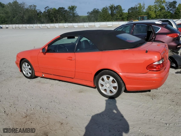 2003 Mercedes-Benz CLK-Class 3.2L with VIN WDBLK65G03T130572, listed as a Copart auction lot 68044774 with 146,858 mi miles and Salvage Title. Bid and sale history available at carsss.com. Image 2.