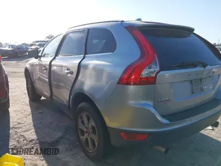 2012 Volvo XC60 3.2L с VIN YV4952DL0C2316433, выставлен на аукционе IAAI как лот 41496699 с пробегом 199 557 миль миль и . История ставок и продаж доступна на DreamBid. Изображение 3.