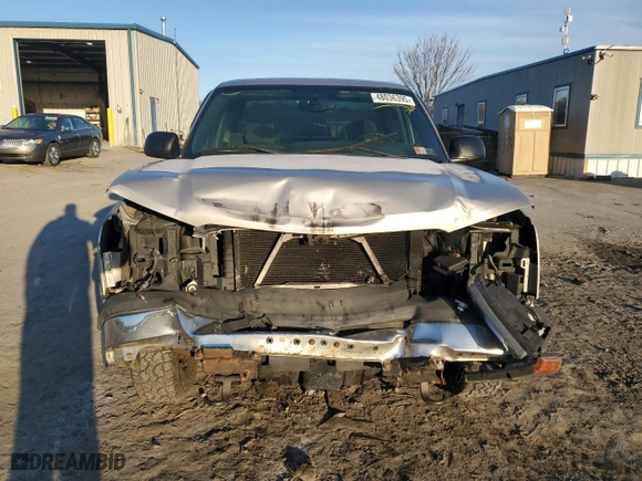2004 Chevrolet Silverado 1500 LS with VIN 2GCEK19V441120544, listed as a Copart auction lot 48036395 with 209,971 mi miles and Salvage Title. Bid and sale history available at carsss.com. Image 5.