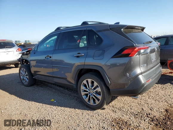 2023 Toyota RAV4 XLE Premium z VIN 2T3A1RFV1PW338747, wystawiony jako Copart lot #63516035 z przebiegiem 31 996 mil mil oraz Szkoda całkowita • Salvage title. Historia ofert i sprzedaży dostępna na DreamBid. Obrazek 2.