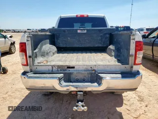 2019 Ram 2500 Tradesman with VIN 3C6UR5CL3KG685496, listed as a Copart auction lot 63276875 with 283,318 mi miles and Clean title. Bid and sale history available at DreamBid. Image 6.