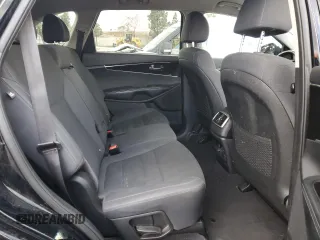 2019 Kia Sorento LX with VIN 5XYPG4A36KG568194, listed as a Copart auction lot 48190995 with 108,150 mi miles and Salvage Title. Bid and sale history available at carsss.com. Image 11.