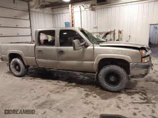 2003 Chevrolet Silverado 2500HD LS with VIN 1GCHK23173F140934, listed as a IAAI auction lot 41263369 with 101,952 mi miles. Bid and sale history available at carsss.com. Image 13.