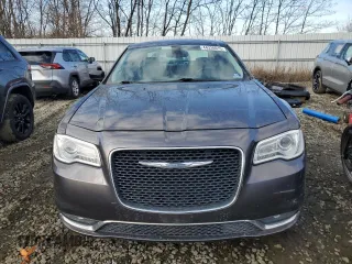 2015 Chrysler 300 Limited with VIN 2C3CCARG2FH803363, listed as a Copart auction lot 44330015 with 98,261 mi miles and Salvage Title. Bid and sale history available at carsss.com. Image 5.