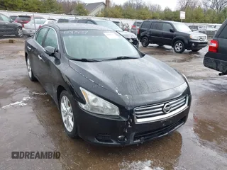2013 Nissan Maxima S z VIN 1N4AA5AP3DC816737, wystawiony jako IAAI lot #42017437 z przebiegiem 86 037 mil mil oraz . Historia ofert i sprzedaży dostępna na DreamBid. Obrazek 1.