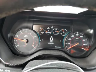 2017 Chevrolet Camaro 2LT with VIN 1G1FD3DX3H0115249, listed as a Copart auction lot 51847213 with 40,629 mi miles. Bid and sale history available at carsss.com. Image 9.